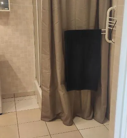 Merryperry7854 Appartement *
